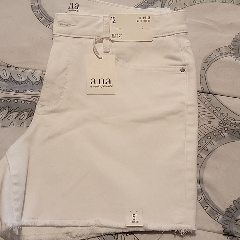 Midi short
